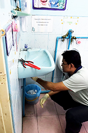 Repair of elementary school toilets3