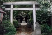 Garai Shrine moved to Fukagawa, Tokyo 