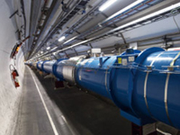 CERN内にある世界最高エネルギー陽子・陽子コライダーLHC