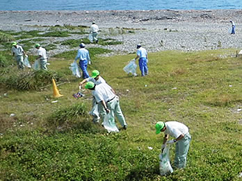 千本浜海岸清掃