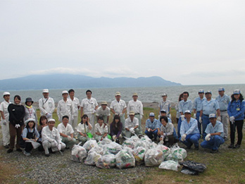 千本浜海岸清掃活動画像１